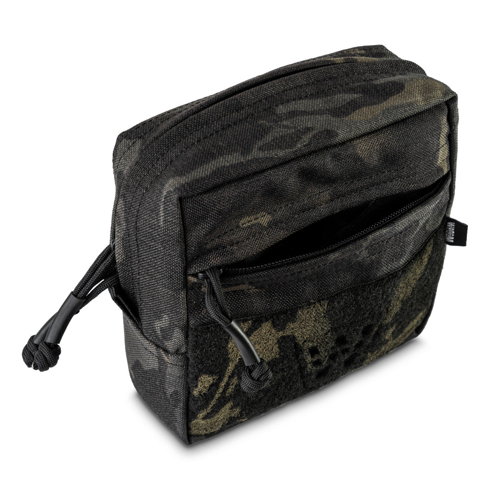 Powiększona kieszeń organizacyjna Elite z 2 komorami. Kolor Multicam Black USA