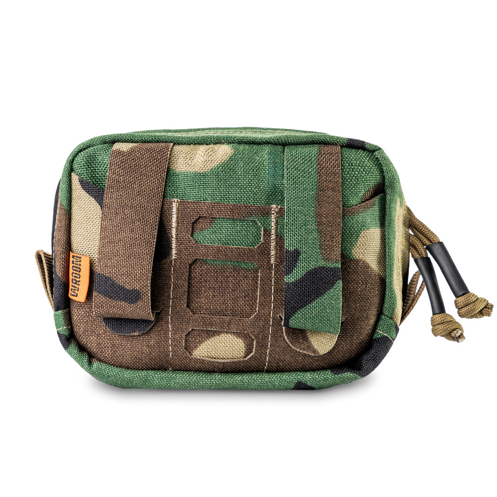 Podsumowanie organizer zmniejszony o 1 przegródkę Small. Kolor Multicam Woodland