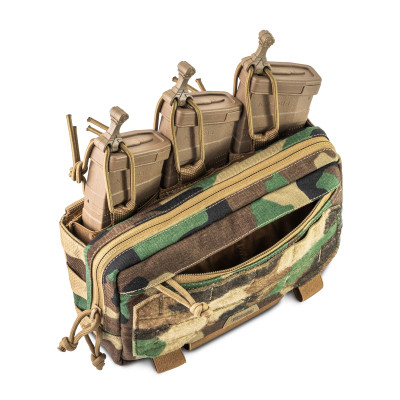 WROOM utility admin pouch for 3 magazines with MOLLE system. Color Multicam Woodland