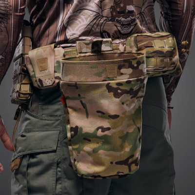 Тактичний пояс WROOM Magnetix Battle Belt укомплектований підсумками. Колір Мультикам