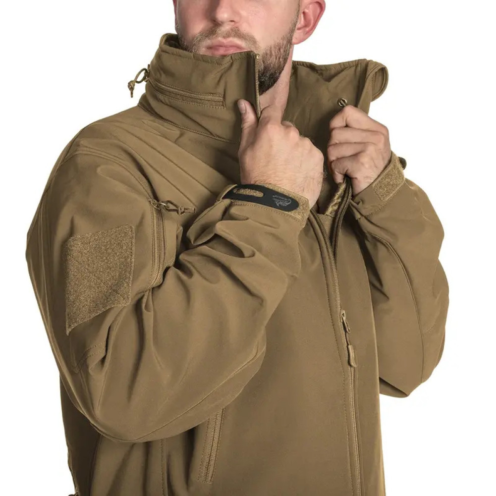 Куртка тактична Helikon Gunfighter Softshell Shark Skin Windblocker. Колір Койот