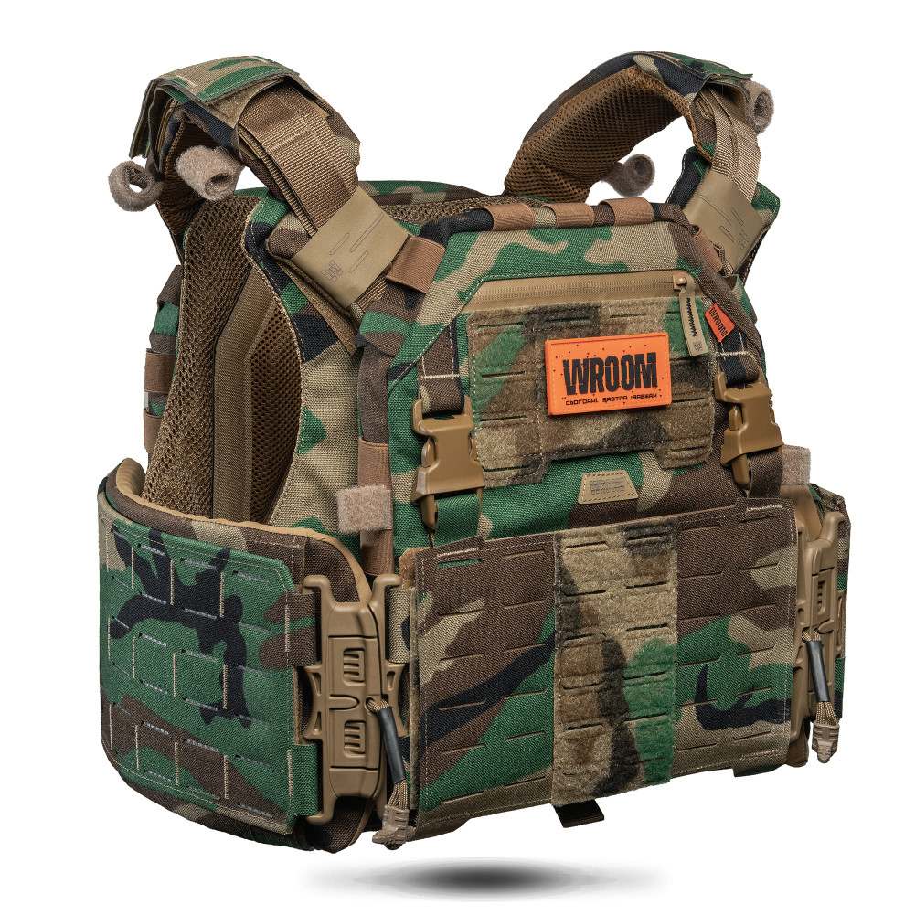 Body Armor Level 6 GHOST GEN5+ PRO with Level 6 Plates and Level 2 Side Ballistic Protection. Color Multicam Woodland