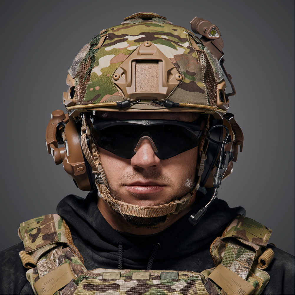 Ballistic Helmet FAST NIJ IIIA, Coyote, with Earmor M32(X) active headset, tactical flashlight, and Multicam cover