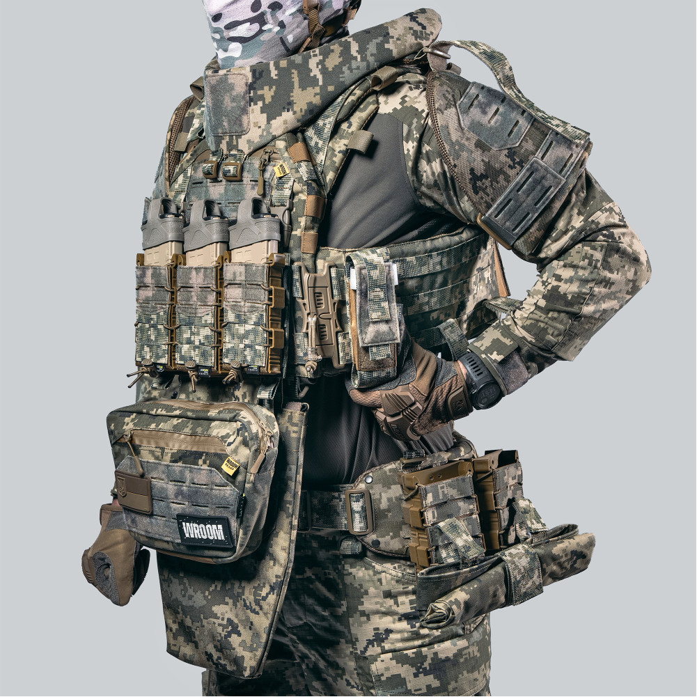 Бронежилет 6 класу "Ghost Gen4 V5+" з балістичним захистом 2 класу, системою швидкого скидання + 9 підсумків, колір піксель