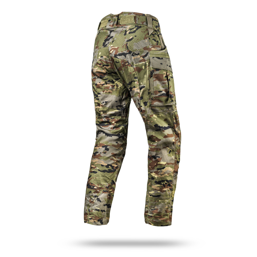 Combat pants Wroom Combator GEN II under concealment knee pads. Color Woodland Spanish.