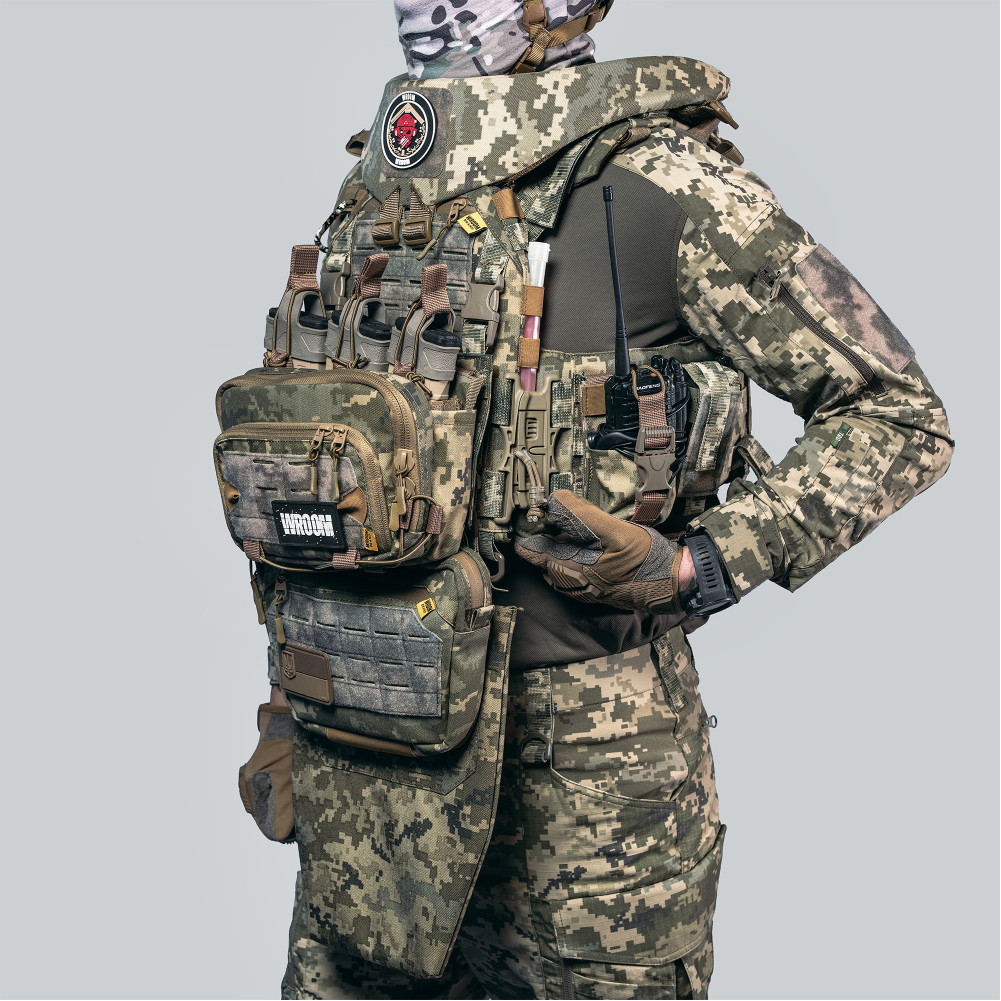 Бронежилет 6 класу "Ghost Performance V4+" з балістичним захистом 2 класу, системою швидкоскид + 9 підсумків, колір піксель